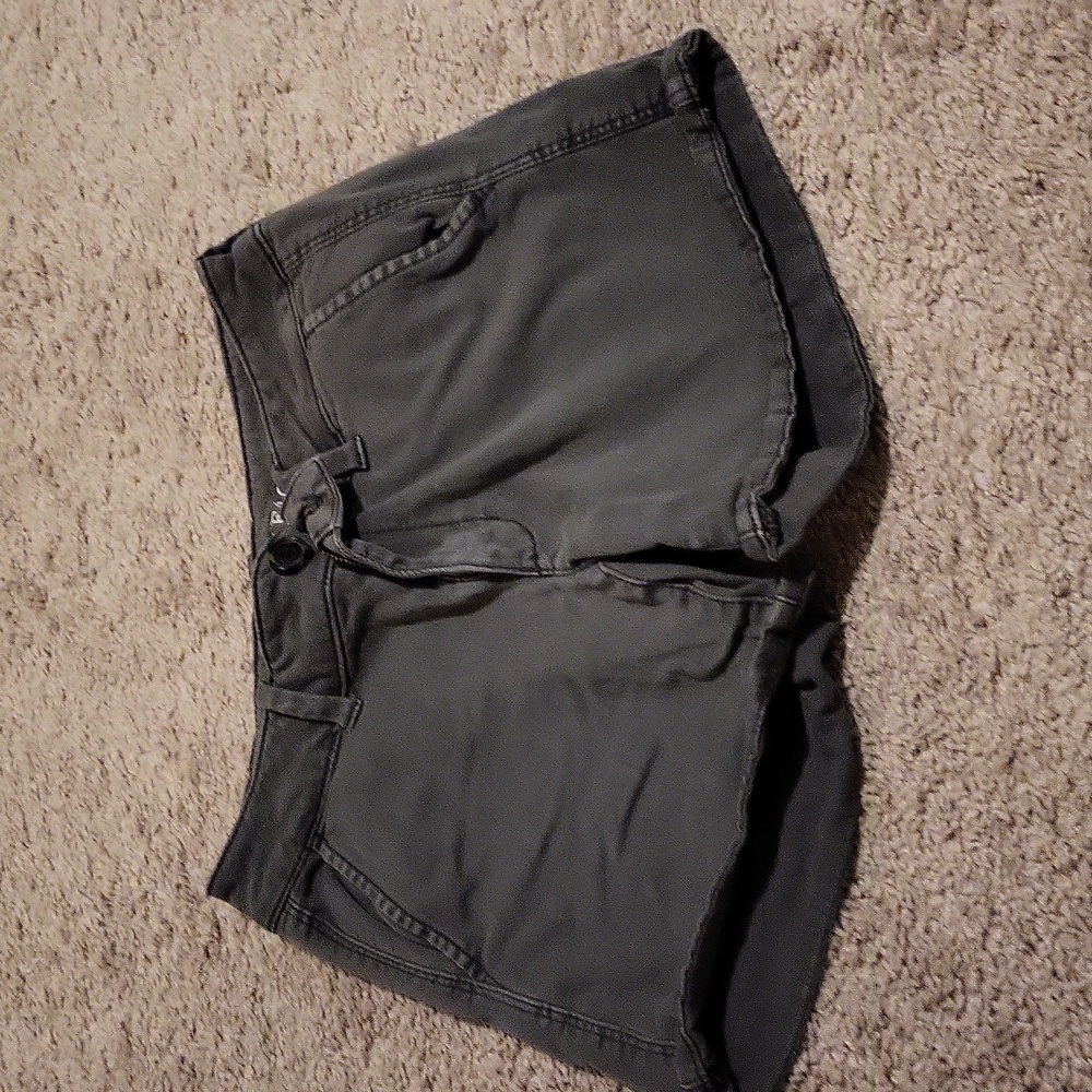 American eagle midi shorts